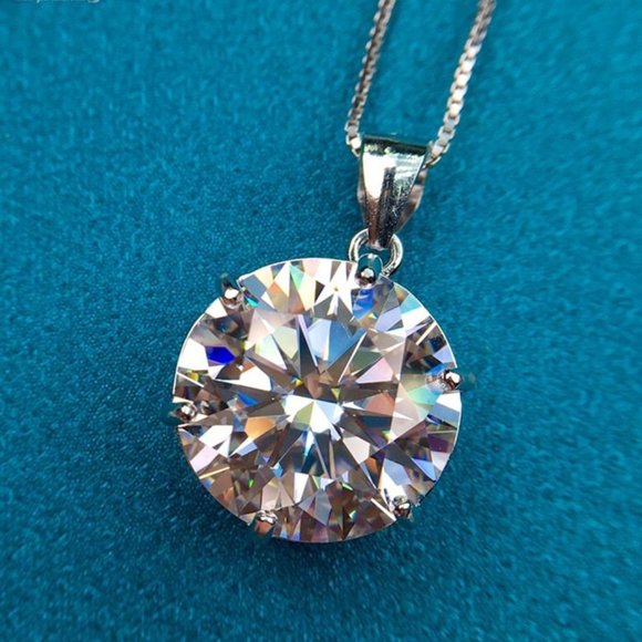 Certified 10ct. t.w. Moissanite Diamond Solitaire Pendant Necklace NEW - Picture 4 of 11